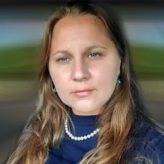 Alison Lauber headshot